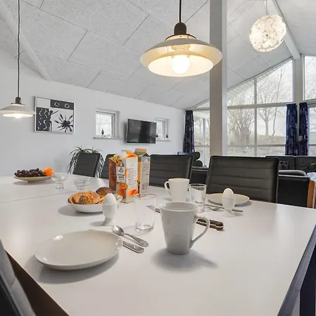 Cara - 200m From The Sea By Interhome Feriehus *